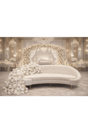 Canapé + 2 poufs + cascade de fleurs