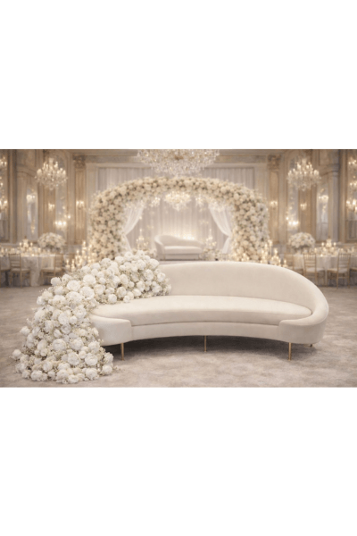 Canapé + 2 poufs + cascade de fleurs